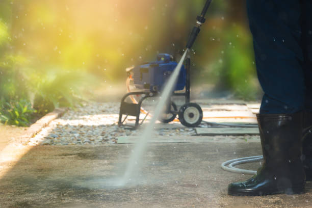 Best Driveway Pressure Washing  in East Marion, NY